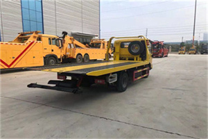 凉城新村非事故拖车