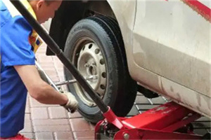 凉城新村附近拖车24小时服务热线电话