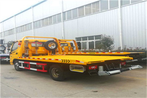 凉城新村附近拖车救援搭电